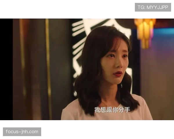 季丽萍居然凌晨三点还在刷直播，明星背后的夜生活真让人羡慕又心疼